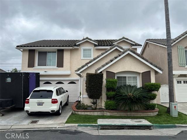 220 South Linhaven Circle, Anaheim, CA 92804