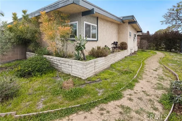 Anaheim, CA 92804,3402 West Danbrook Avenue