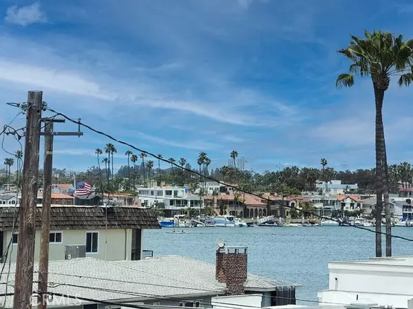 Long Beach, CA 90803,15 69th Place