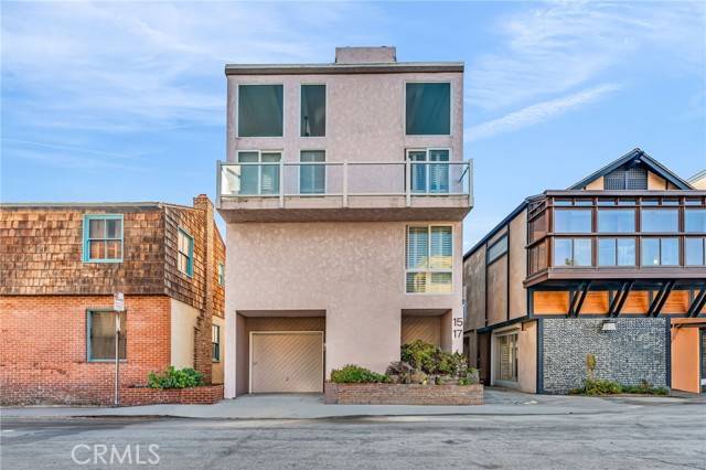 Long Beach, CA 90803,15 69th Place