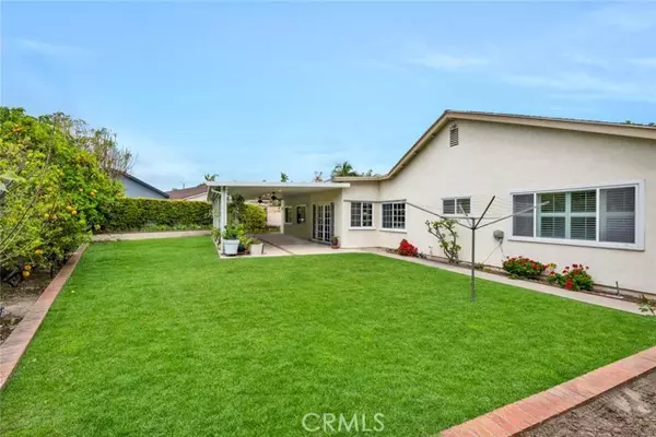 Tustin, CA 92780,1622 Darsy Circle