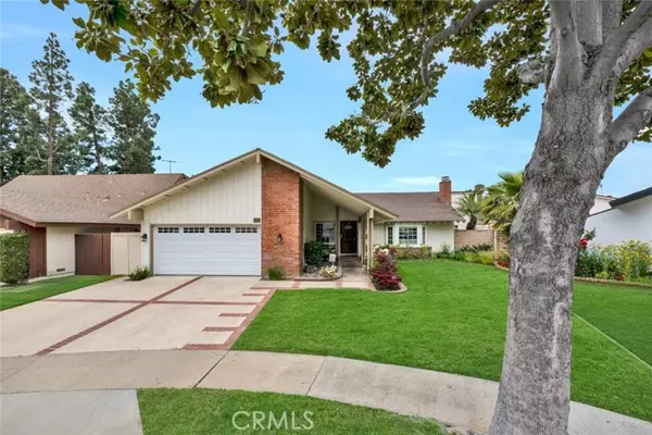 1622 Darsy Circle,  Tustin,  CA 92780