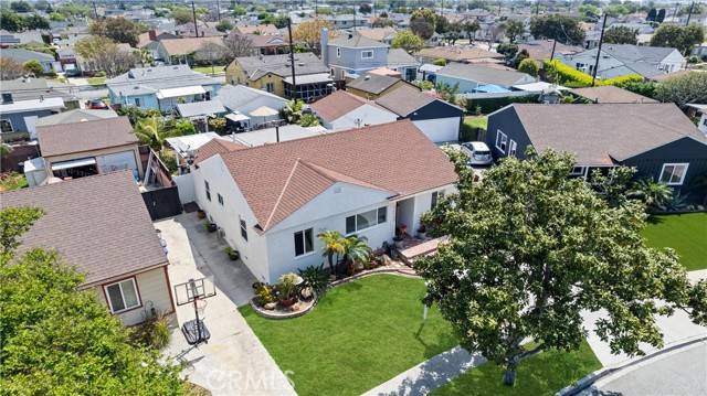 Lakewood, CA 90712,4632 Vangold Avenue