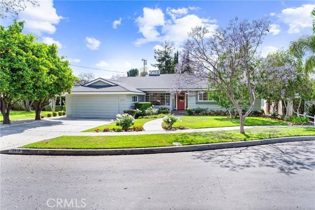 2618 North Louise Street, Santa Ana, CA 92706