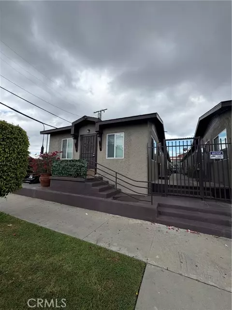 324 East 21st Street, Long Beach, CA 90806