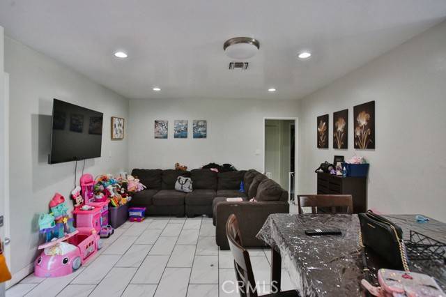 Garden Grove, CA 92840,12621 Sweetbriar Drive