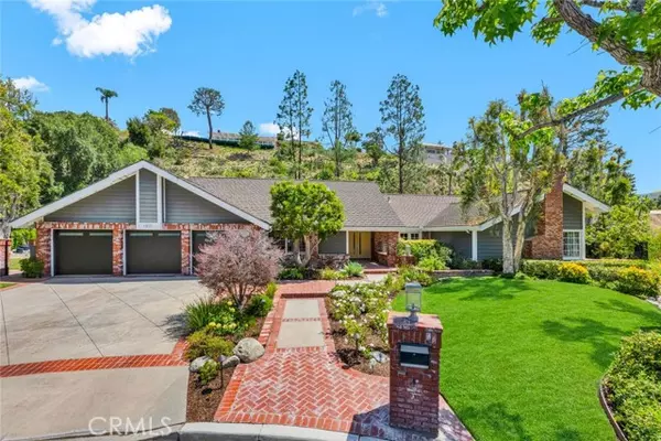 1821 Overview Circle, North Tustin, CA 92705