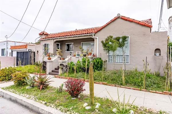 Los Angeles, CA 90047,8462 South Denker Avenue