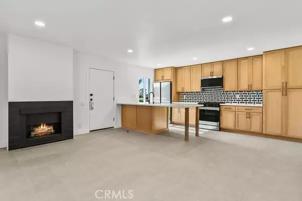 2835 South Fairview Street,  Santa Ana,  CA 92704