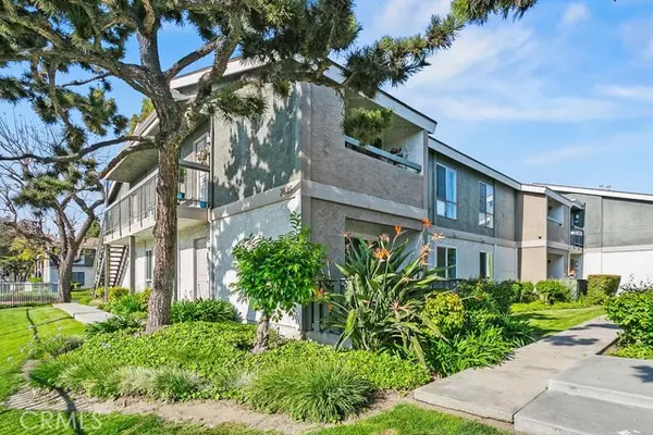 Santa Ana, CA 92704,2835 South Fairview Street
