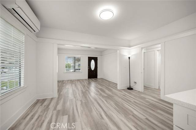 Long Beach, CA 90805,29 West Zane Street