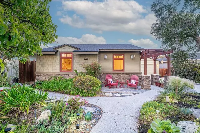 Long Beach, CA 90814,386 Los Altos Avenue
