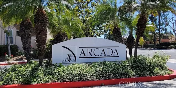 Tustin, CA 92782,13410 Savanna