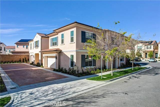 Irvine, CA 92618,316 Carefree
