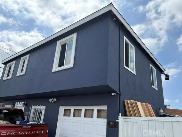 2898 Delta Avenue, Long Beach, CA 90810