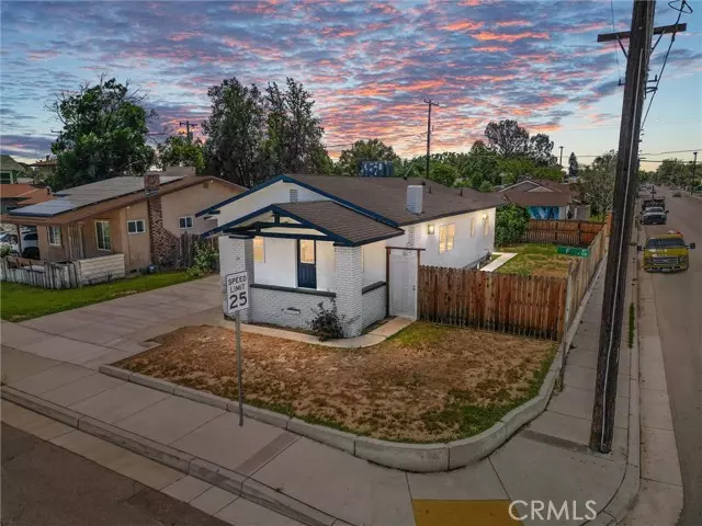 Bakersfield, CA 93304,329 F Street
