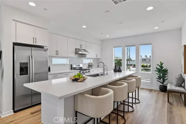 536 Caleigh Lane, Costa Mesa, CA 92627