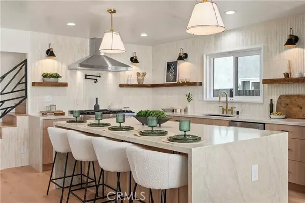 17174 Santa Madrina Street, Fountain Valley, CA 92708