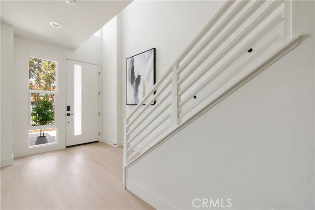 Costa Mesa, CA 92627,687 West 17th Street