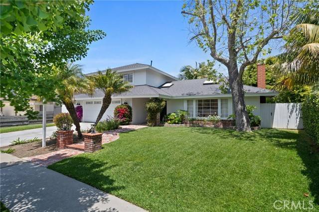 Costa Mesa, CA 92626,2704 Albatross Drive