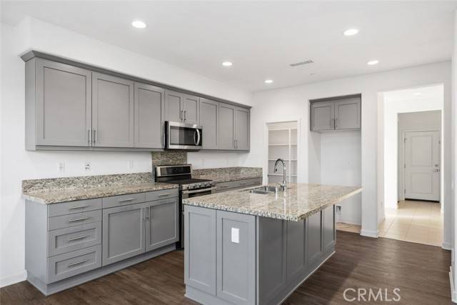 Rancho Mission Viejo, CA 92694,68 Fosco Street