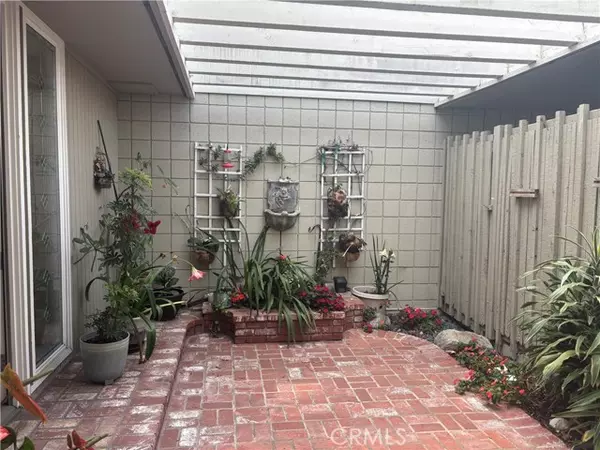 Huntington Beach, CA 92649,4162 Racquet Club Drive