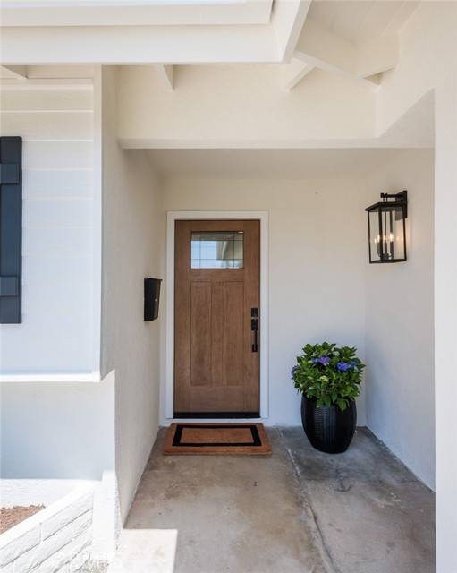Tustin, CA 92780,13611 Utt Dr.