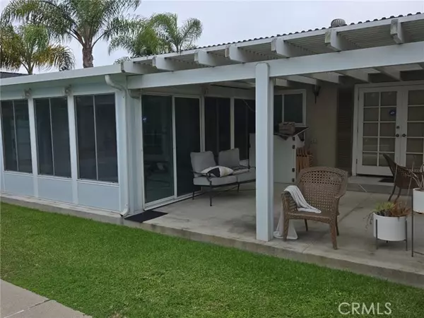 Newport Beach, CA 92660,20391 Bayview Avenue