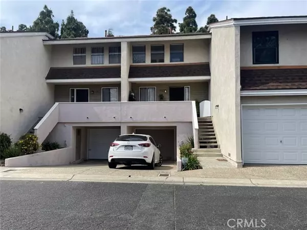 404 Brighton Springs, Costa Mesa, CA 92627