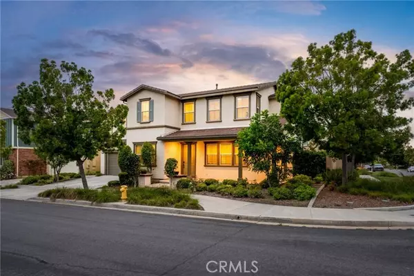 Irvine, CA 92618,167 Loneflower