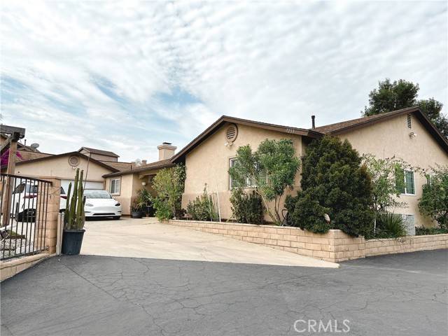 Corona, CA 92881,7233 Bel Air Street