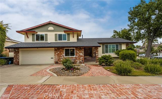 2902 East Trenton East, Orange, CA 92867