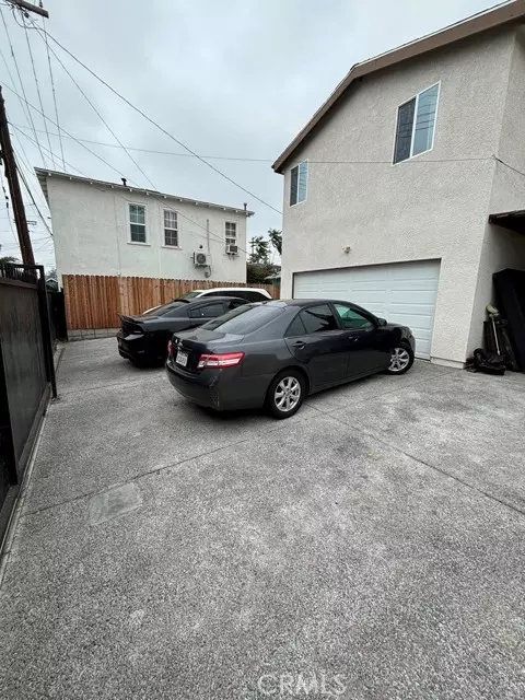 Los Angeles, CA 90062,1416 West Rolland Curtis Place
