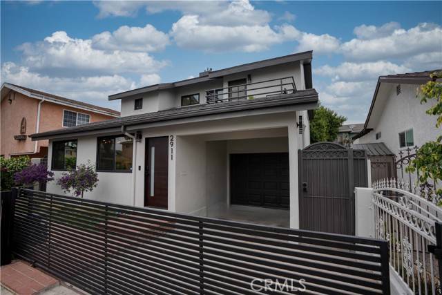 2911 South Ridgeley Drive, Los Angeles, CA 90016