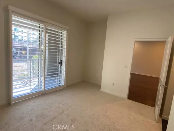 Irvine, CA 92612,21 Gramercy