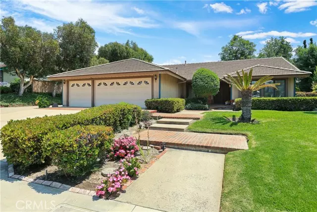 Yorba Linda, CA 92887,20642 Paseo De La Cumbre