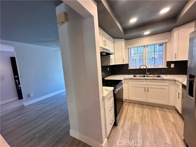 Costa Mesa, CA 92626,605 Rainier Way
