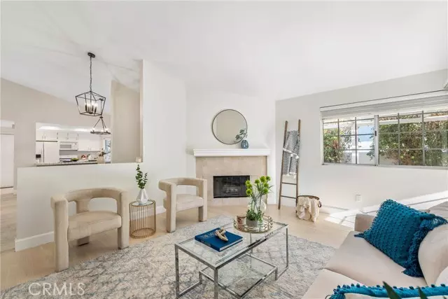 Palm Desert, CA 92211,43791 Calle Las Brisas West