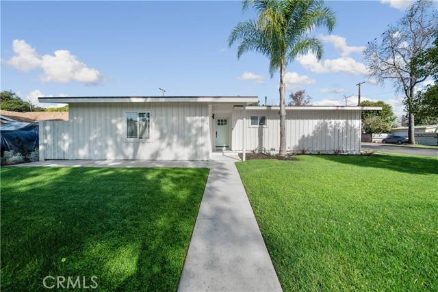 1541 East Wellington Avenue, Santa Ana, CA 92701