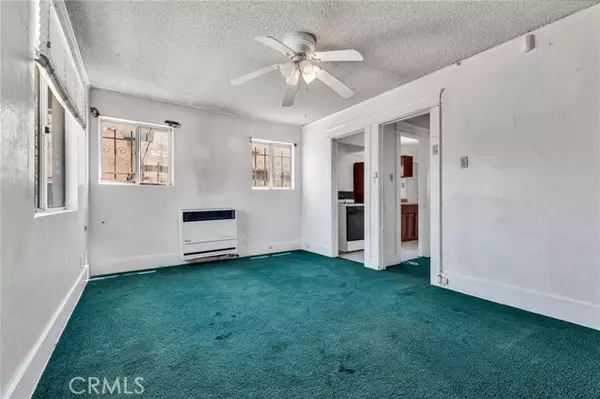 Long Beach, CA 90806,1819 Cerritos Avenue