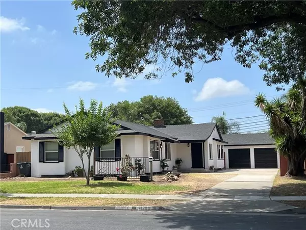 1236 West Santa Clara Avenue, Santa Ana, CA 92706