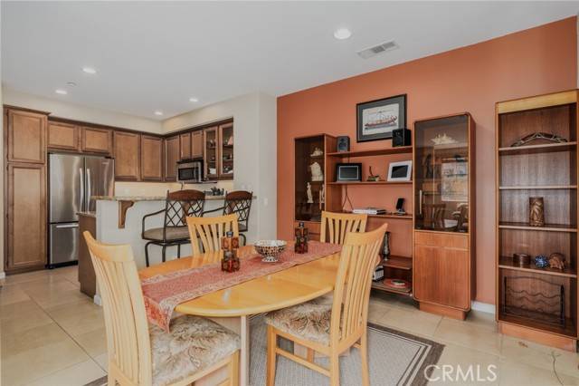 Stanton, CA 90680,8036 Picasso