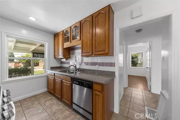 Long Beach, CA 90807,4903 Brayton Avenue