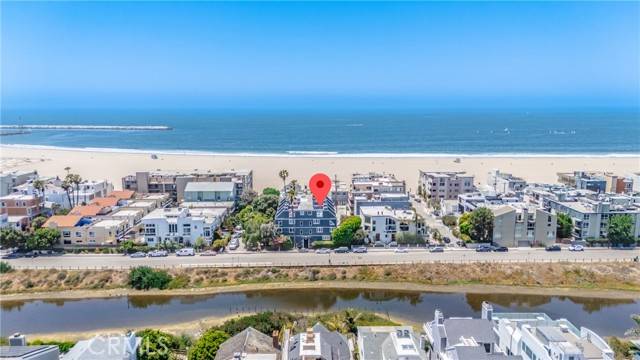 Marina Del Rey, CA 90292,33 Reef Street