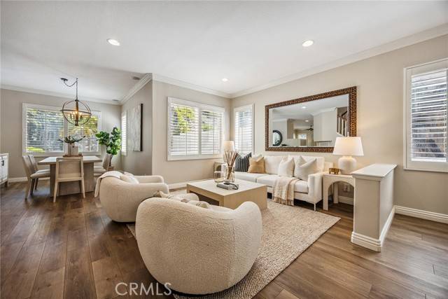 8850 East Cloudview Way, Anaheim Hills, CA 92808