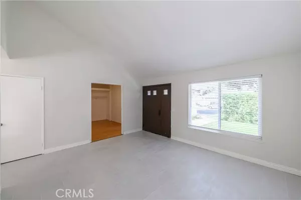 Irvine, CA 92604,5092 Dutcher Avenue