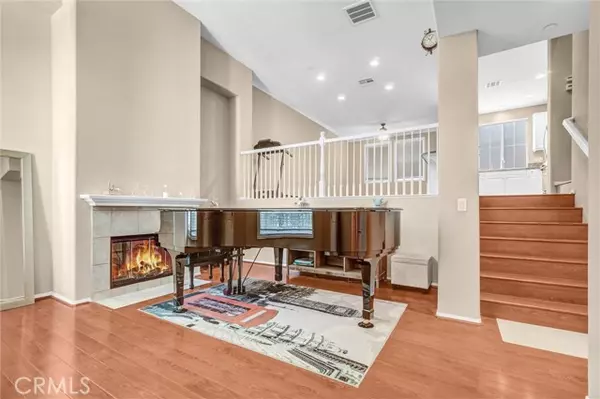 Fullerton, CA 92833,2019 Arnold Way