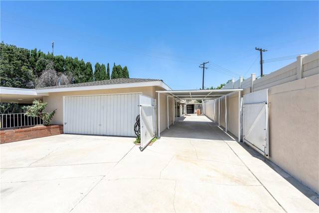 Anaheim Hills, CA 92807,5347 East Bergh Drive