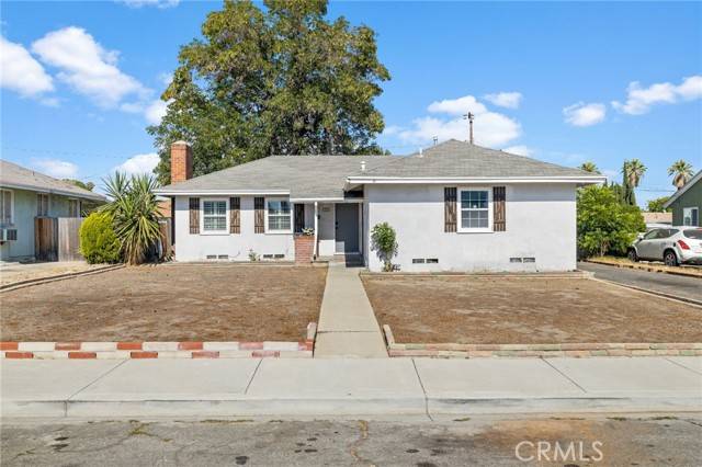 1906 Cloverdale Dr., Pomona, CA 91767