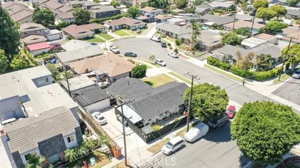Huntington Beach, CA 92647,8172 Michael Drive